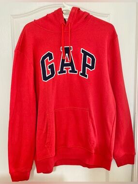GAP Men’s Red Hoodie with Arch Logo Size L